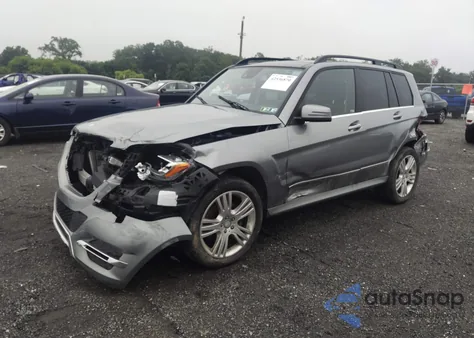 2015 Mercedes-Benz Glk 350 4Matic z USA, uszkodzony, nr VIN WDCGG8JB2FG396287